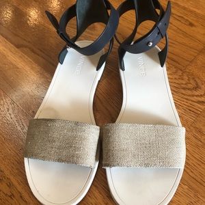 Women’s Vince Sandals Size 7M